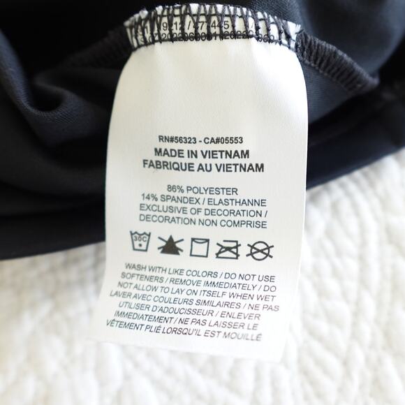 Nike Dri Fit Stealth Evaporation City Ready Running top S/P - Picture 9 of 9